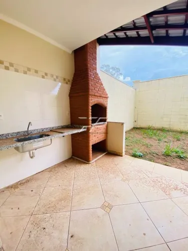Casa em condomínio com 3 quartos no bairro Parque Mãe Preta.
