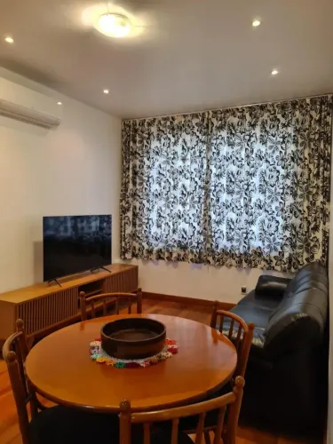 APARTAMENTO PARA LOCAÇÃO COM 1 QUARTO - 66m² LEBLON