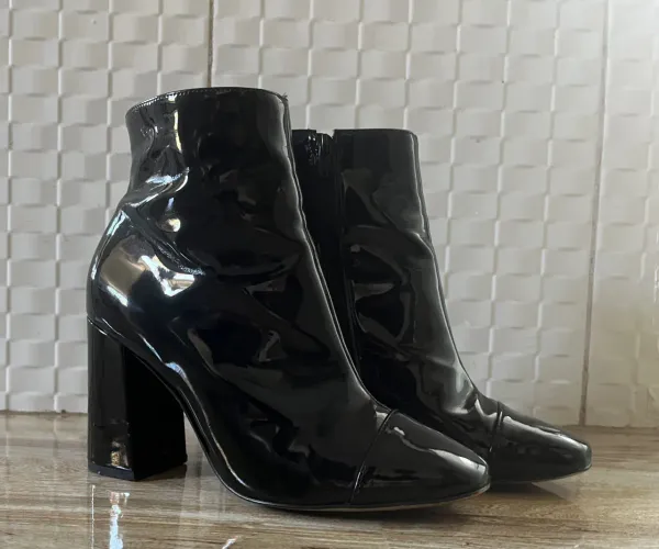 Bota Arezzo