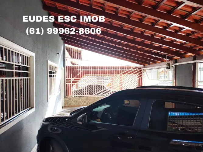 Quadra 21 Leste Local Nobre, Vendo Ótima Casa Colonial com 03 Quartos