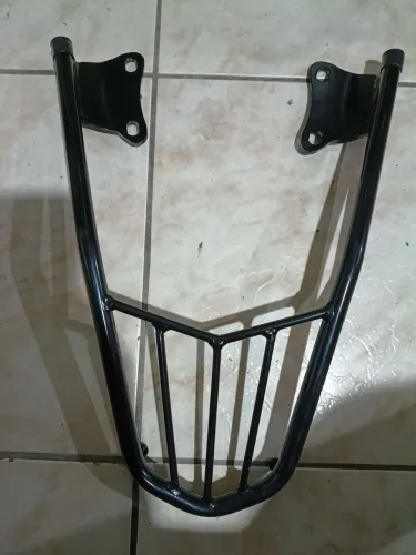 Bagageiro CB300