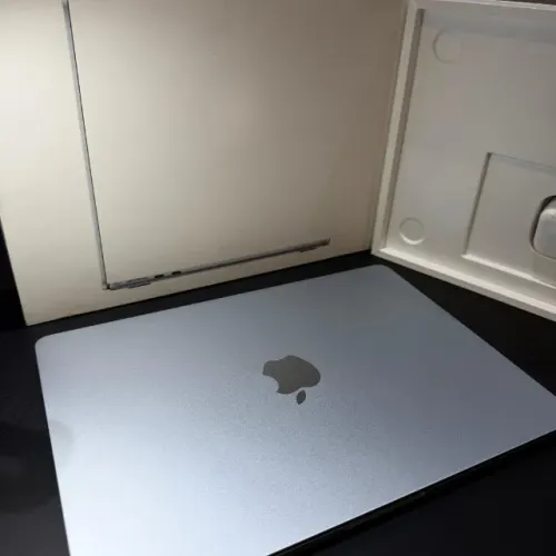 MacBook Air M5 512GB SSD 16GB RAM! Impecável! Garantia Apple! Acc cartão! Atenção ZERO!!