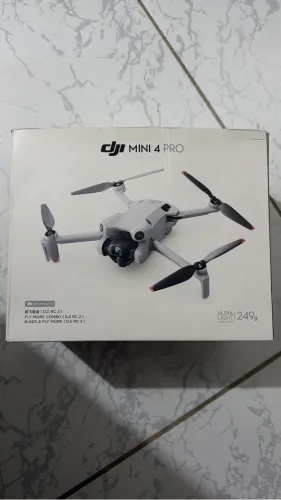 DJI Mini 4 Pro, Combo Fly More