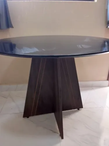 Mesa de Jantar Redonda de Madeira - R$ 450 (Negociável)