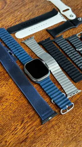 Apple Watch 1 ultra + pulseiras adicionais 
