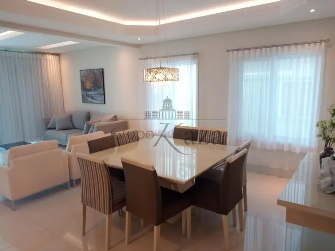 Casa Condomínio - Urbanova - Condomínio Jaguary - 4 Dormitórios - 339m².