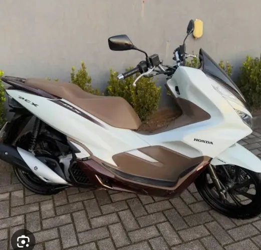 HONDA PCX/DLX ( top de linha) -BAIXA KM