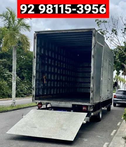 FRETE MANAUS - CAMINHÃO BAÚ COM PLATAFORMA ELEVATÓRIA / LIGUE