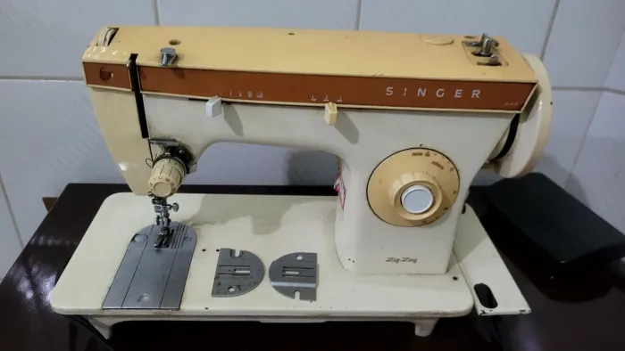 Máquina de costura Singer Zig zag