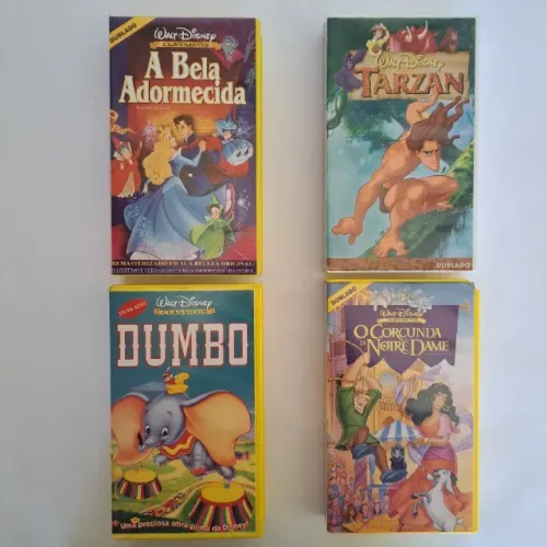 Kit 4 Fitas VHS Disney - A Bela Adormecida, Tarzan, Dumbo, O Corcunda de Notre Dame