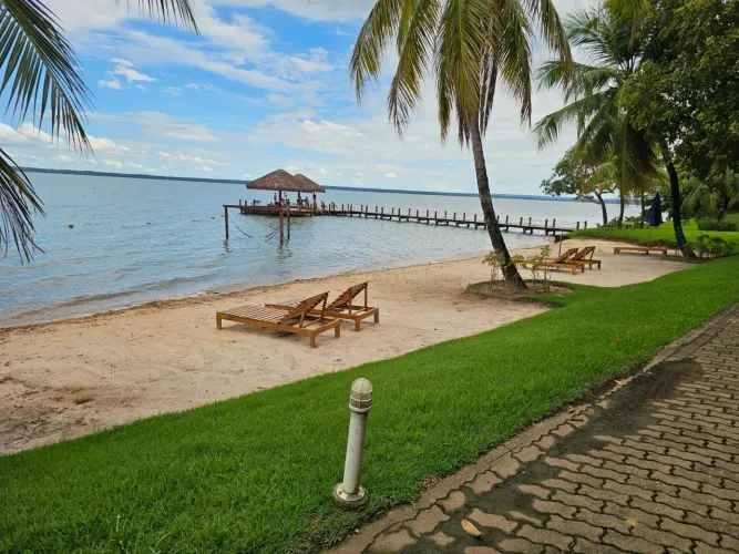 LOTE À VENDA NO CONDOMÍNIO POLINÉSIA 1.833,48m²