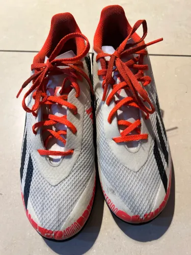 Chuteira Adidas Messi Society Seminova