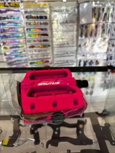 PEDAL BRUTUS