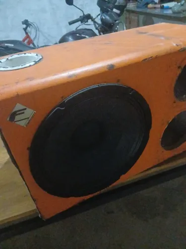 Caixa de Som Automotiva + Alto-Falante 12" 150 RMS Revisado - R$ 400