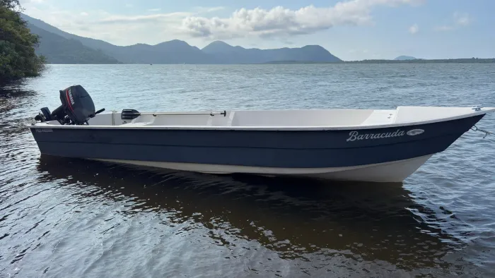 Segg 550 + Yamaha 25hp com partida