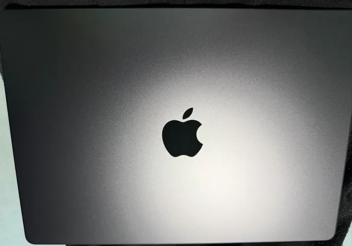 MacBook Pro M5 512GB - 16B Space Black
