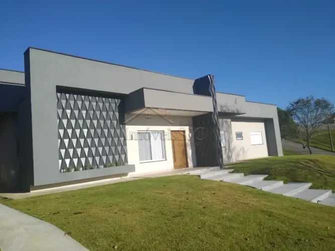 Casas Condomínio em Jambeiro