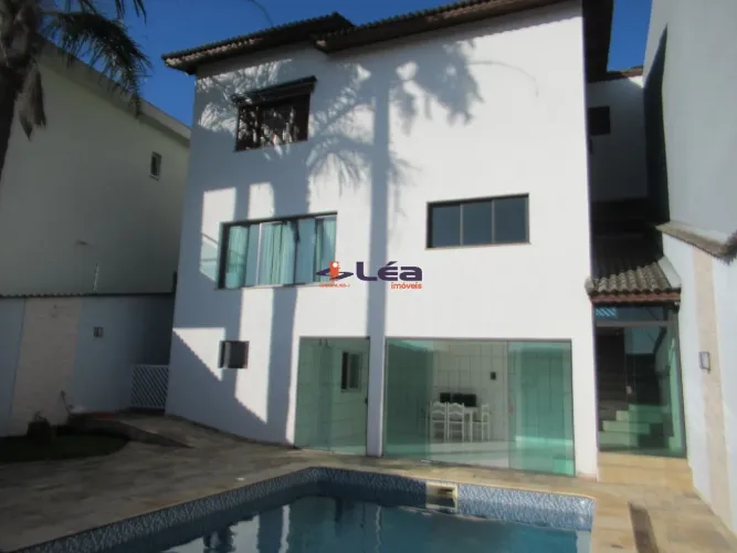 Sobrado à venda em Suzano-SP, Jardim Suzano: 3 quartos, 1 suíte, 2 salas, 2 vagas de garag