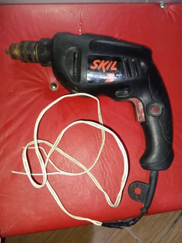 Furadeira Skil 6423 (450W - 127V) - No Estado / Para Retirada De Peças