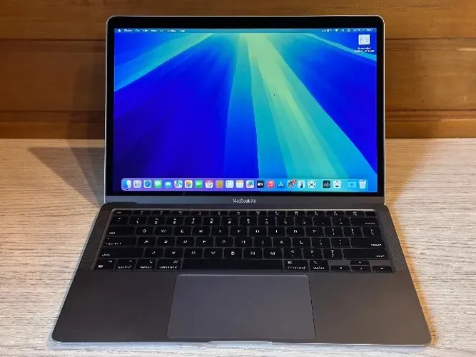 MACBOOK AIR M1 - 256GB SSD - 8GB RAM - CINZA-ESPACIAL