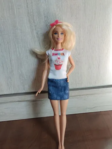 Barbie original Mattel, usada.