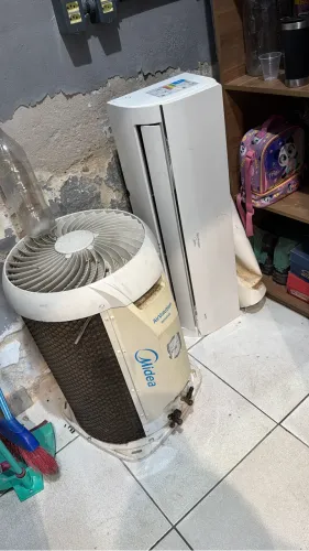 SPLIT INVERTER 18 mil BTUS - compressor queimado