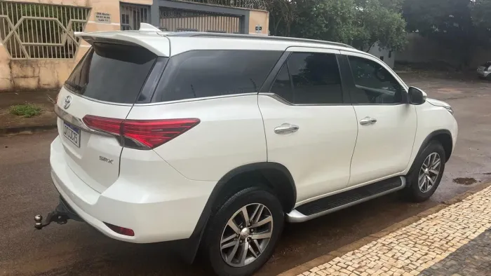 Toyota Hilux SW4 SRX 4X4 2.8 TDI 16V Dies. Aut. 2020