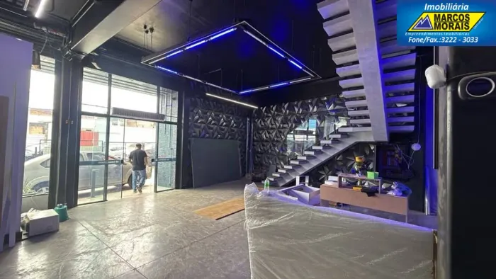 Galpão para alugar, 420 m² por R$ 6.000/mês - Vila Barão - Sorocaba/SP