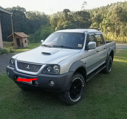 Mitsubishi L200 Outdoor GLS 2.5 4X4 CD TDI Diesel 2012