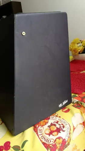 Cajon eletroacústico