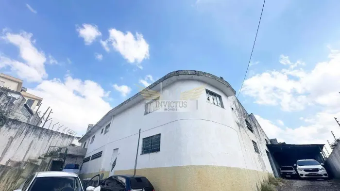 Galpão Comercial de Esquina para Locação, 1200m² - Vila Palmares, Santo André/SP.
