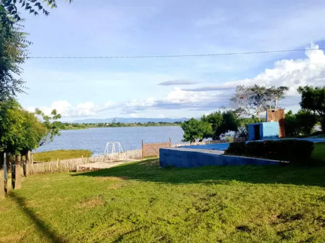 Fazendinha 14 hectares, açude, casa grande, piscina,deck, super aconchegante e confortáve