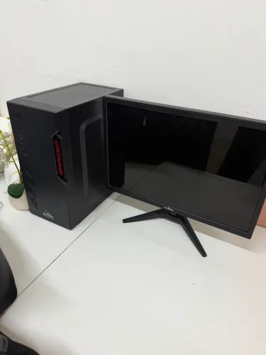 Computador pouco usado