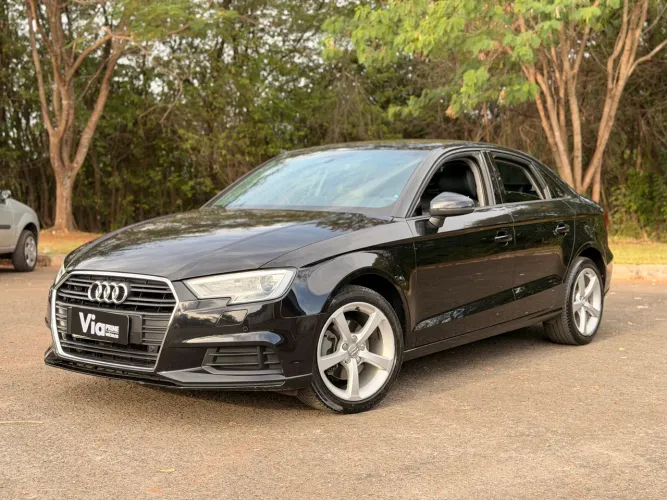 Audi A3 Sedan 1.4 TFSI Flex Tiptronic 4P 2018