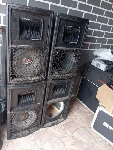 Vendo cx de sub grave