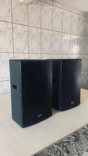 Kit caixa ativa NENIS