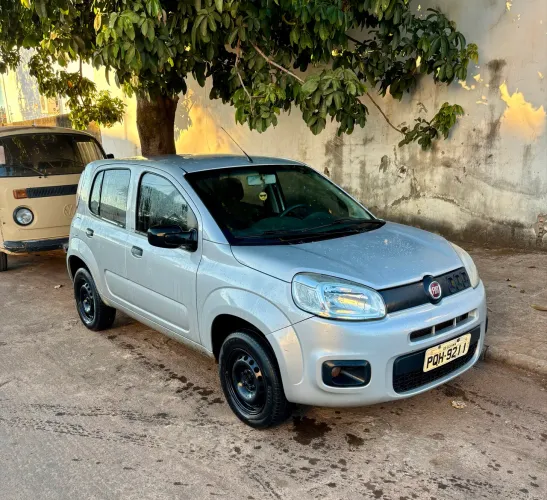 Fiat Uno Attractive 1.0 EVO Fire Flex 8V 5P 2016