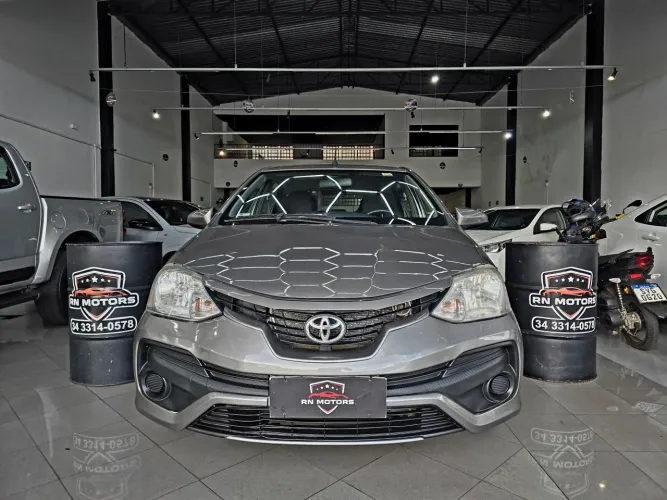 Toyota Etios XS 1.5 Flex 16V 5P Mec. 2018