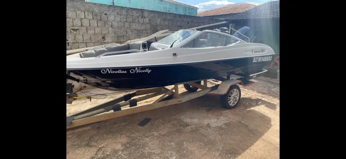Lancha Luna 180