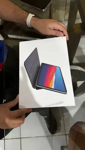 Capa magnética com teclado ipad pro 11" e Ipad 10.9"