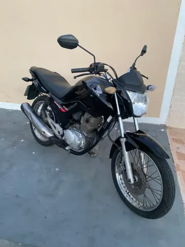 Fan 150 2013/14 disponível para venda