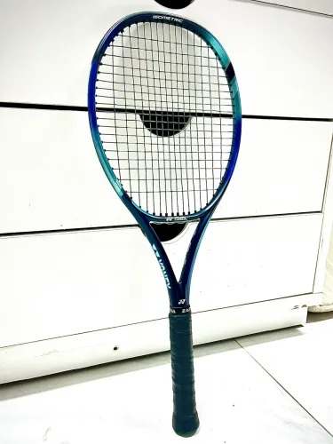Raquete Yonex Ezone 98