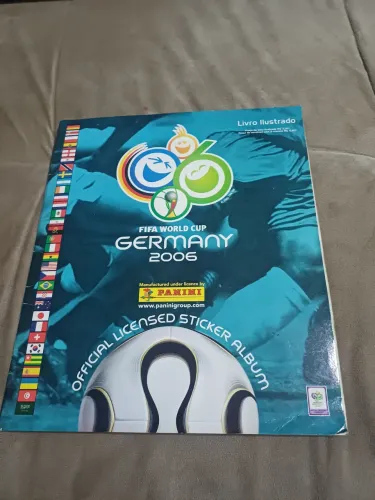 Álbuns de Figurinhas (kit c/08) Copas do Mundo e Campeonato's Brasileiro 87 89 90 e 91