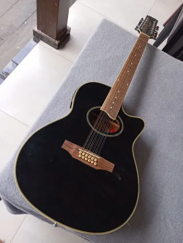 Violão de 12 cordas CONDOR