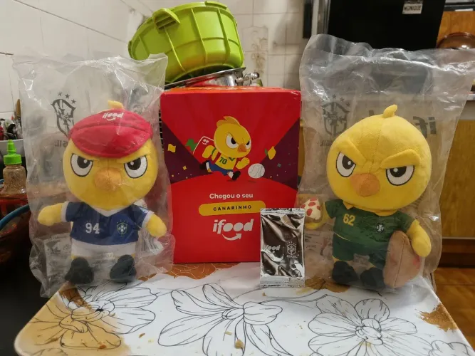 Canarinho iFood Oficial - Copa do Mundo (Lacrado) - Edição de Colecionador