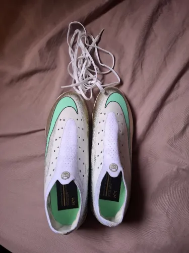 Chuteira Society Nike Mercurial K.M