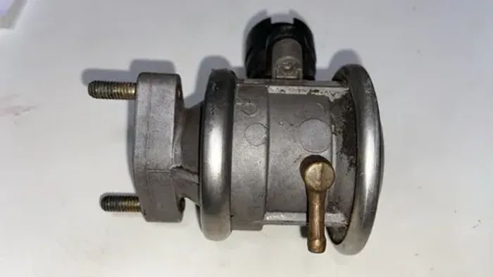 Válvula Egr Bmw X5 4.4 Ano 2003 N *