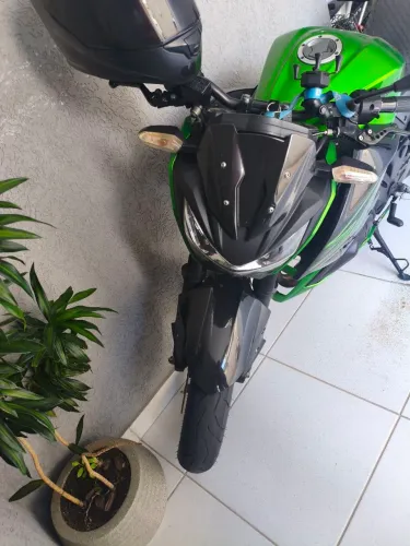 Vendo Z300 2016, moto impecável, somente venda 