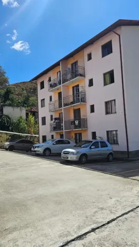 Apartamento com 02 quartos em Riograndina - Nova Friburgo - RJ