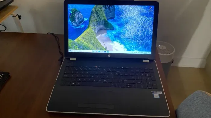 HP Laptop 15-bs0xx Intel Core i5-7200U 8GBRAM 240GB SSD (Kingston)